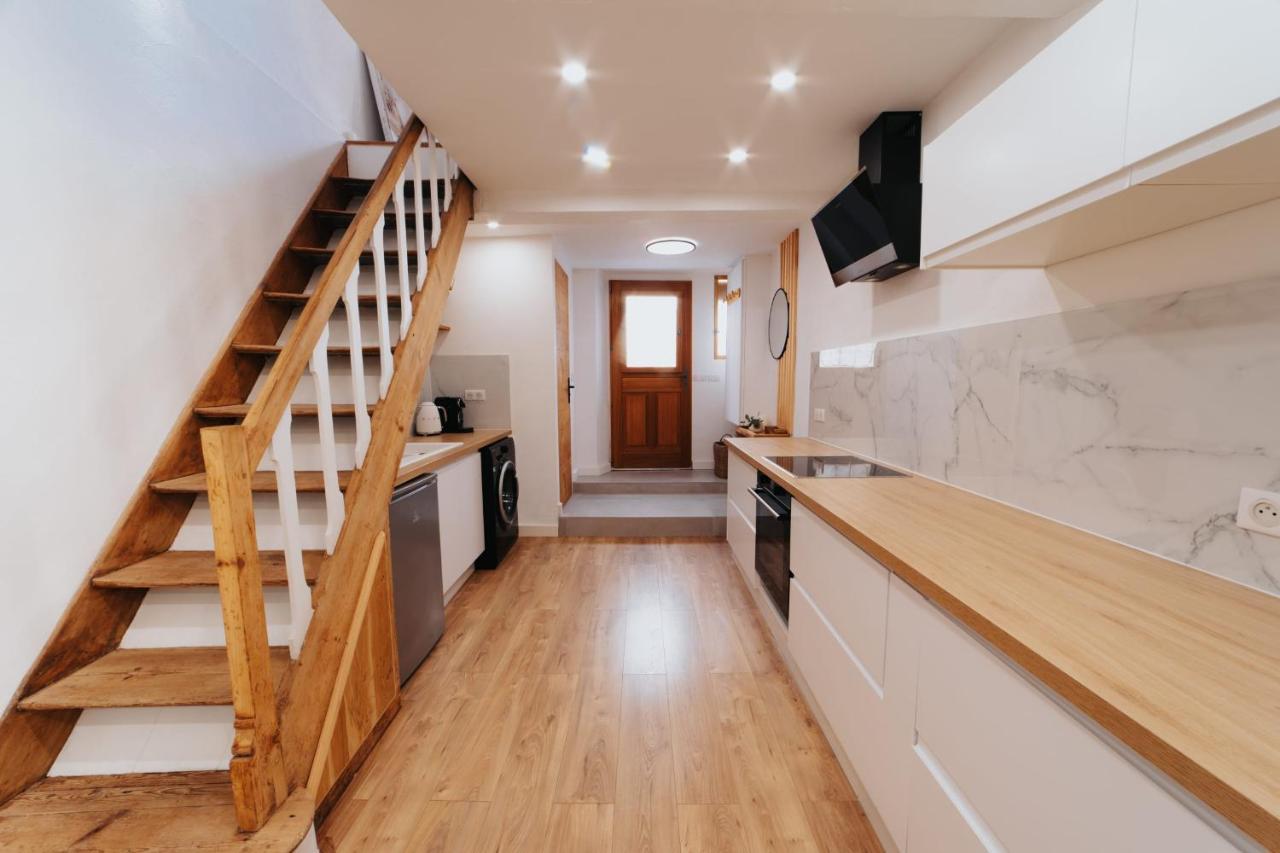 Perfect Family-Oriented And Renovated Townhouse In The Old Antibes Appartement Buitenkant foto