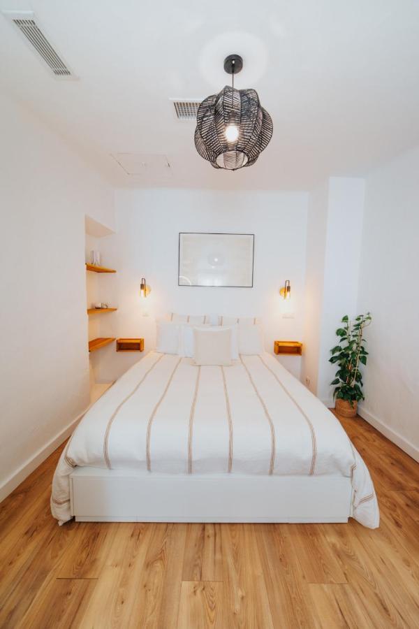 Perfect Family-Oriented And Renovated Townhouse In The Old Antibes Appartement Buitenkant foto